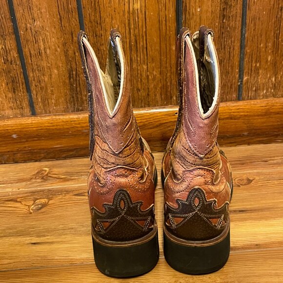 Ariat boots size 9B
